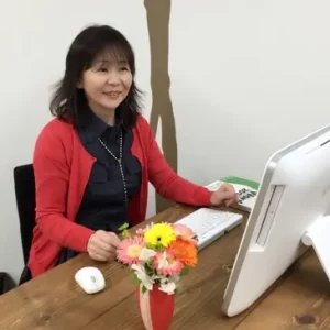 川津康子